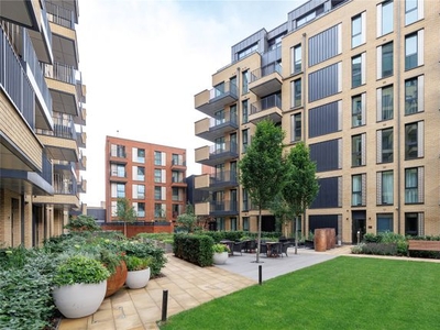 Flat for sale in Walbrook Apartments, Central Avenue SW6