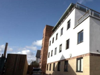 Studio flat for sale in CHAUCER COURT, Brymore Road, Canterbury, Kent, CT1