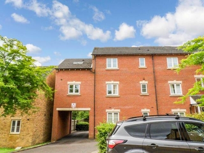 2 Bedroom Apartment For Rent In Banbury