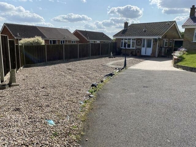 2 Bedroom Detached Bungalow For Sale In Off Audens Way, Midway