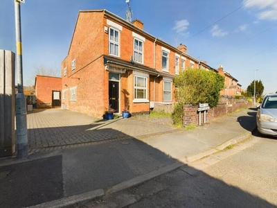 2 Bedroom End Of Terrace House For Sale In Worcester, Worcestershire