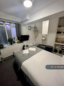 2 Bedroom Flat For Rent In Brighton & Hove