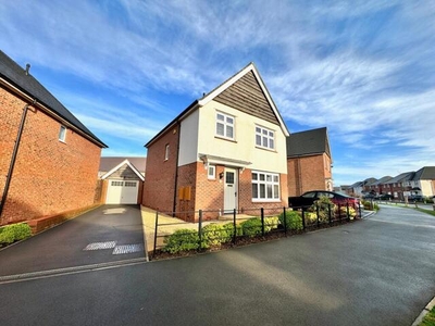 3 Bedroom Detached House For Sale In Priorslee, Telford