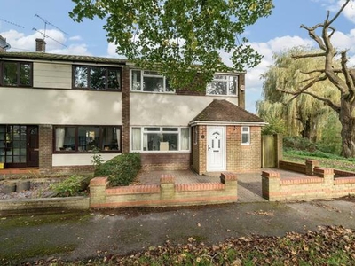 3 Bedroom End Of Terrace House For Sale In Hampshire