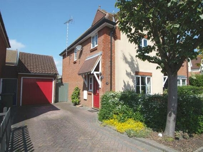 3 Bedroom Semi-detached House For Sale In Laindon
