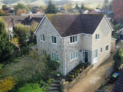 4 Bedroom Detached House For Sale In Cherhill