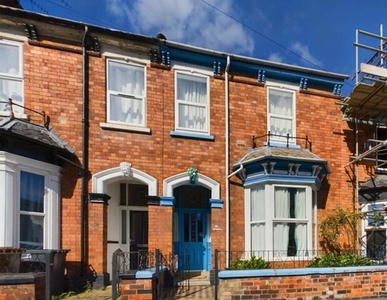 4 Bedroom Terraced House For Sale In Lincoln