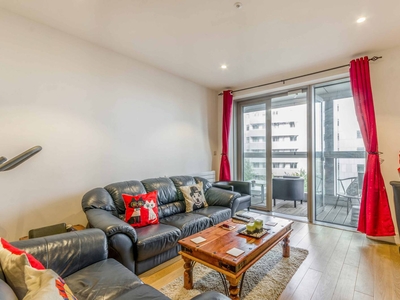 Flat in Vermilion Building, Canning Town, E16