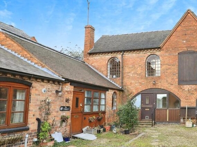 2 Bedroom Barn Conversion For Sale In Stourport-on-severn, Worcestershire