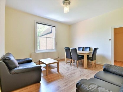 2 Bedroom Flat For Rent In Mapesbury Estate