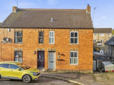 2 Bedroom Semi-detached House For Sale In Finedon