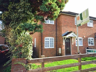 2 Bedroom Terraced House For Sale In North Camp, Farnborough