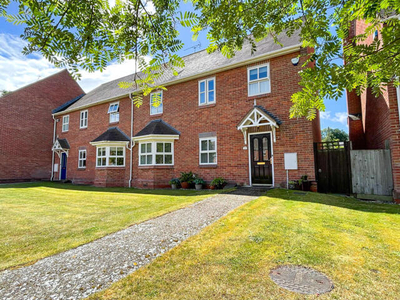 3 Bedroom End Of Terrace House For Sale In Belmont, Hereford