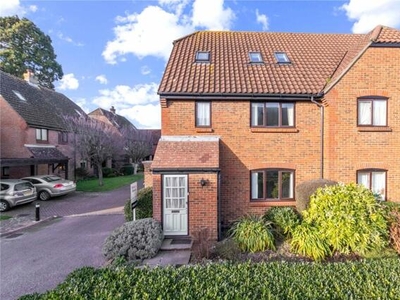 3 Bedroom End Of Terrace House For Sale In Chichester, West Sussex
