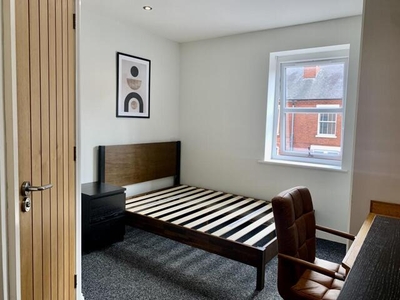 3 Bedroom Flat For Rent In Lincoln