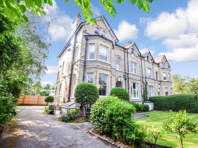 3 Bedroom Flat For Sale In Bowdon, Cheshire