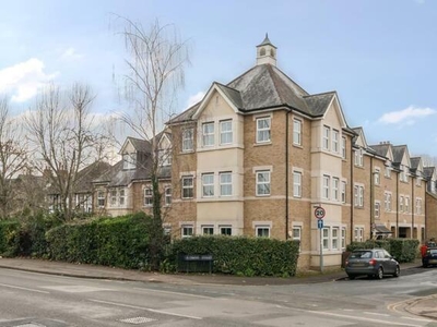 3 Bedroom Flat For Sale In Oxford