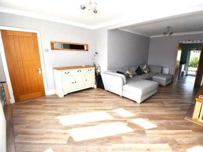 3 Bedroom Semi-detached House For Sale In Heybridge