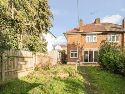 3 Bedroom Semi-detached House For Sale In Mill Hill