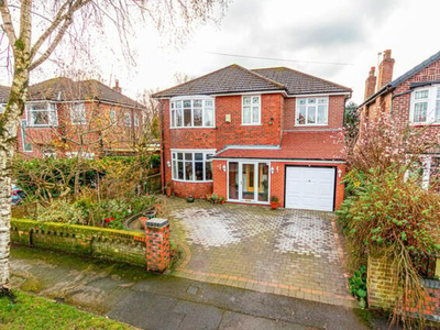 4 Bedroom Detached House For Sale In Davyhulme, Manchester