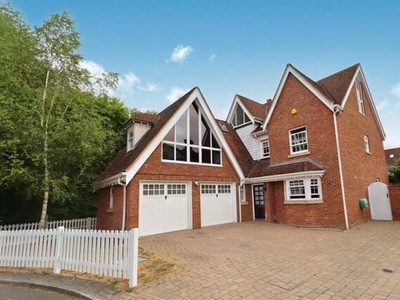 4 Bedroom Detached House For Sale In Great Notley