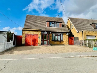 4 Bedroom Detached House For Sale In Runwell