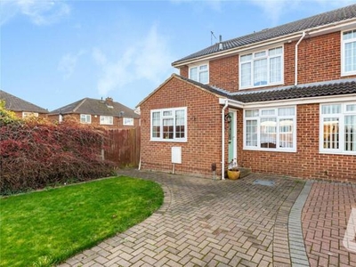 4 Bedroom End Of Terrace House For Sale In Rochester, Kent