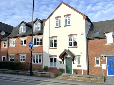 4 Bedroom House For Sale In Priory Road
