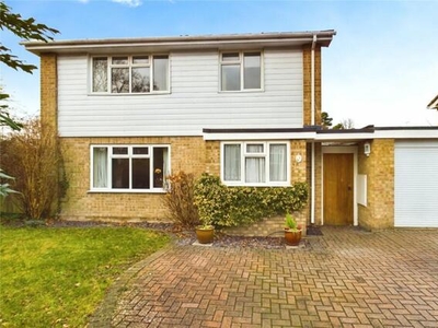 4 Bedroom Link Detached House For Sale In Burghfield Common