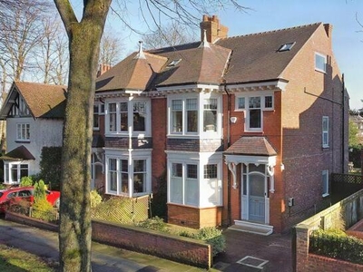 4 Bedroom Semi-detached House For Sale In Darlington