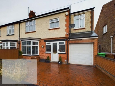 5 Bedroom Semi-detached House For Sale In Sherwood