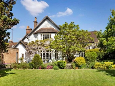 5 Bedroom Village House For Sale In Guildford, Surrey