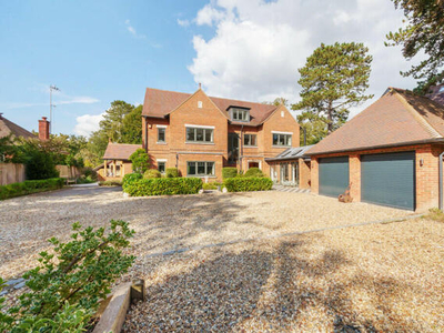 6 Bedroom Detached House For Sale In Goring On Thames, Oxfordshire