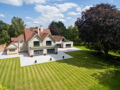 6 Bedroom Detached House For Sale In Pershore, Worcestershire