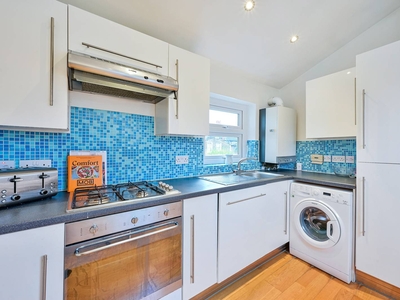 Flat in Palmerston Road, South Wimbledon, SW19