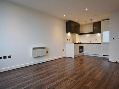 1 bedroom flat for rent in 7th Floor Churchill Place, Basingstoke, RG21