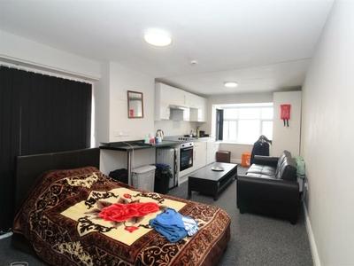 1 bedroom flat for rent in Llantrisant Street, Cardiff, CF24 4JB, CF24