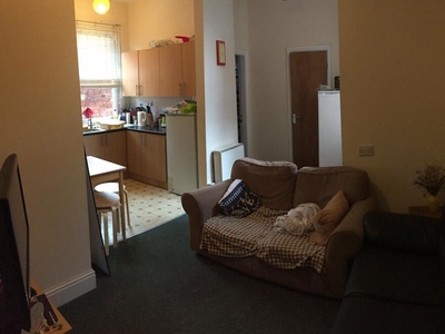 1 bedroom house for rent in West Parade, , , LN1