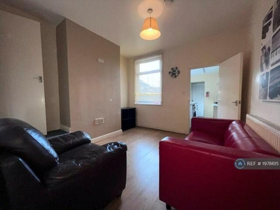 1 Bedroom House Newcastle Under Lyme Staffordshire