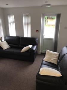 1 bedroom house share for rent in Chester Road, Sutton Coldfield, B73 5HJ, B73