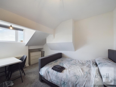 1 bedroom house share for rent in Wellington Terrace, Bramley, Leeds, LS13
