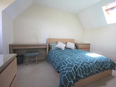 1 bedroom house share to rent Bracknell, RG12 8BN