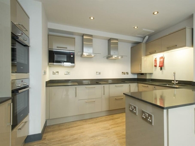 10 bedroom apartment for rent in Stanford Street, Nottingham, NG1