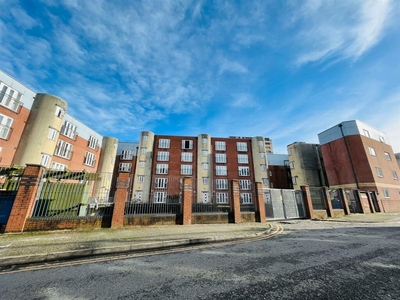 2 bedroom apartment for rent in Caminada House, St Lawrence Street, Hulme, M15