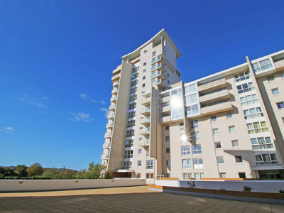 2 bedroom apartment for rent in Marseille House, Century Wharf, Cardiff, CF10