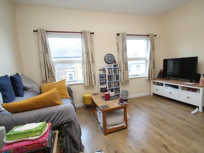 2 bedroom flat for rent in Allerton Hill, Chapel Allerton, Leeds, West Yorkshire, LS7