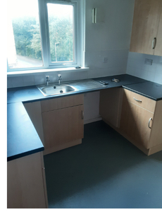 2 bedroom flat for rent in Prospect Walk, Shipley, West Yorkshire, BD18