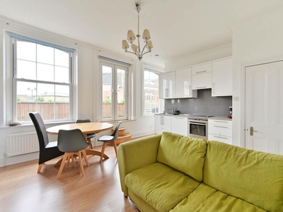 2 bedroom flat for rent in The Broadway, Wimbledon, London, SW19