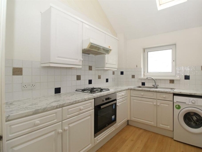 2 bedroom flat for rent in Upper Kincraig Street, Roath, Cardiff, CF24 3HA, CF24