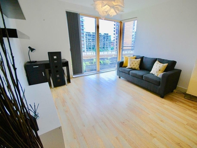 2 bedroom flat for rent in Water Street, Castlefield, Manchester, M3 4JU, M3